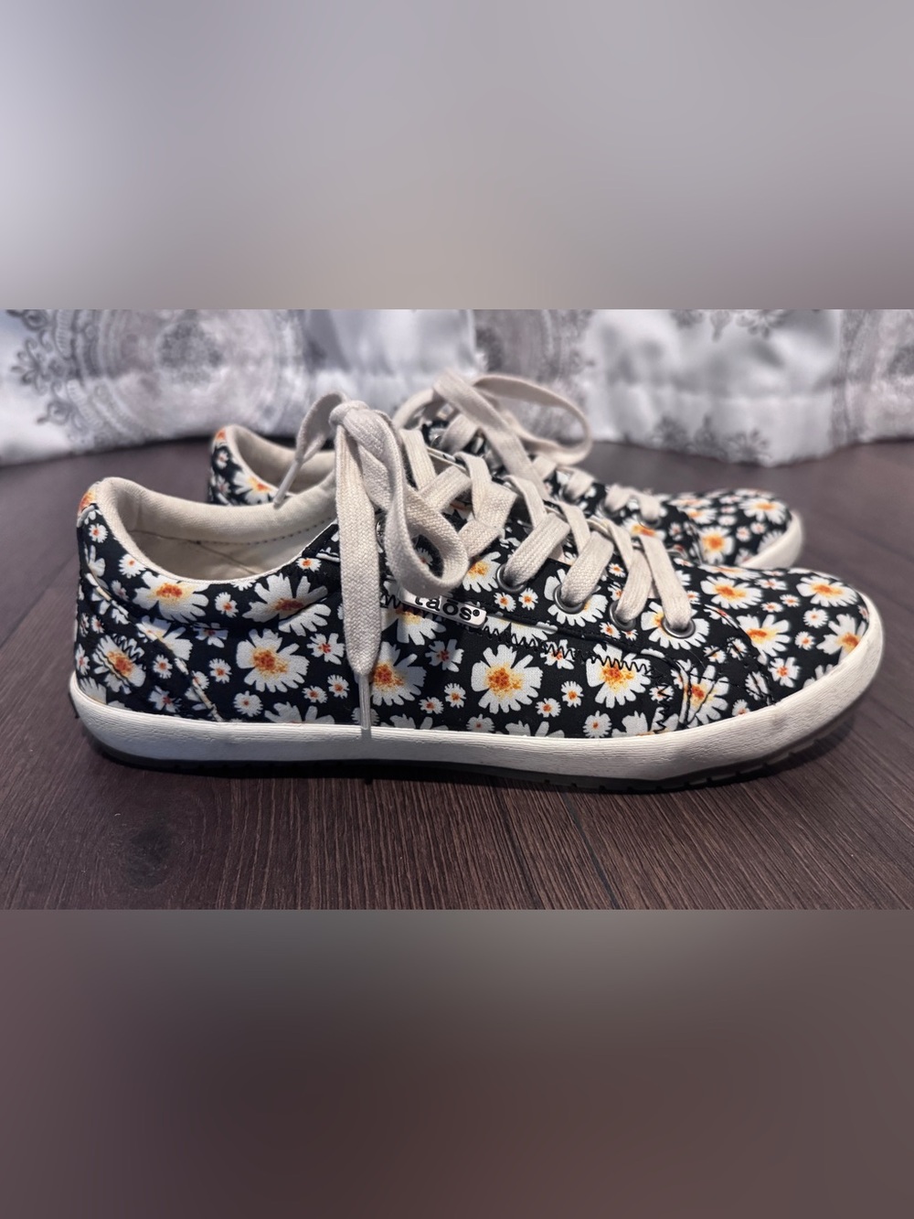 Taos Daisy Print Canvas Sneakers - Navy/White
